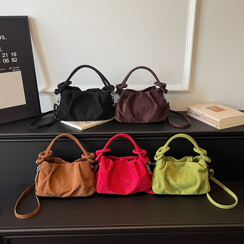 กระเป๋าคลาวด์แบบรูเชด  กระเป๋า - Interior Design Korean Style บทวิจารณ์และราคา